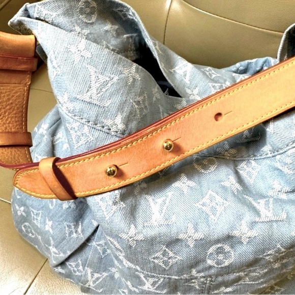 💎Louis Vuitton Daily GM Hobo bag - denim w/ COA - Picture 5 of 10